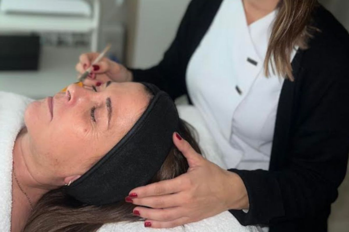 Lee más sobre el artículo Tratamiento peeling para acné en Santander