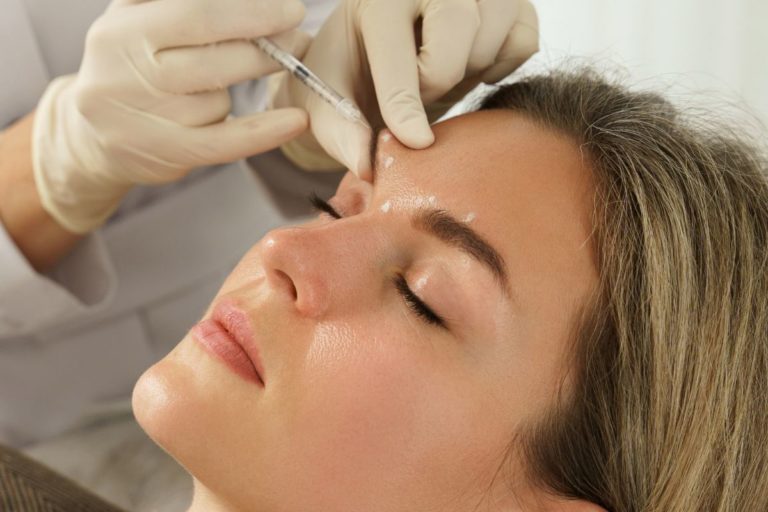 Lee más sobre el artículo Clínica dermatológica y estética